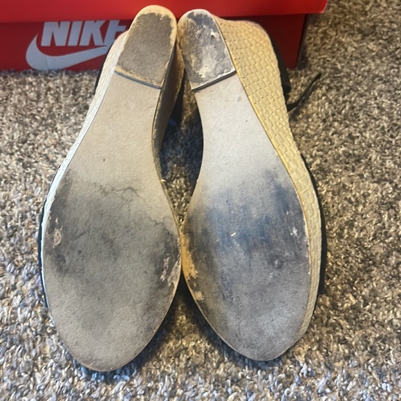 Steve Madden Ruffle Wedge Heels - Picture 5 of 5